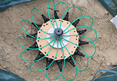 Radial cutting charge